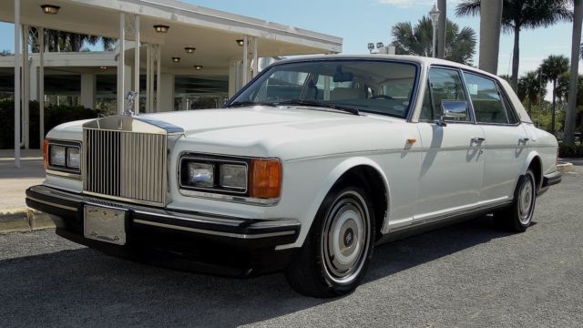 1989 Rolls-Royce Silver Spirit/Spur/Dawn GORGEOUS MAGNOLIA INTERIOR - photo 6