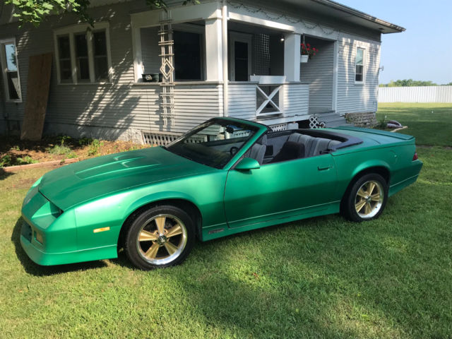 1989 RS Convertible, Nio Green PlastiDip, Brand New Gold Rims and Tires 1989 Chevrolet Camaro RS