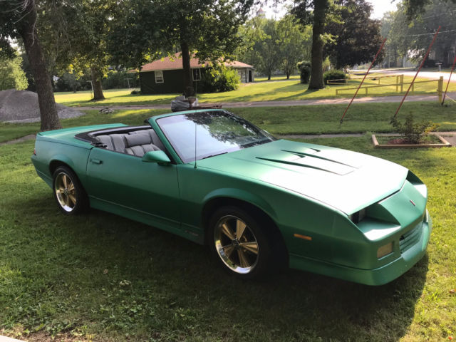 1989 Chevrolet Camaro RS - photo 2