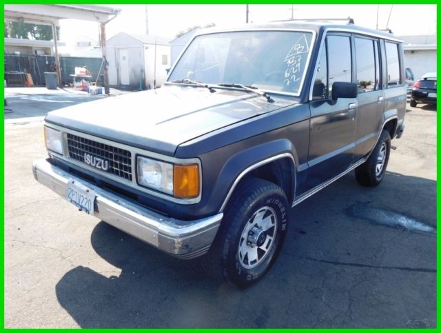1989 S Used 2.6L I4 8V NO RESERVE 1989 Isuzu Trooper S