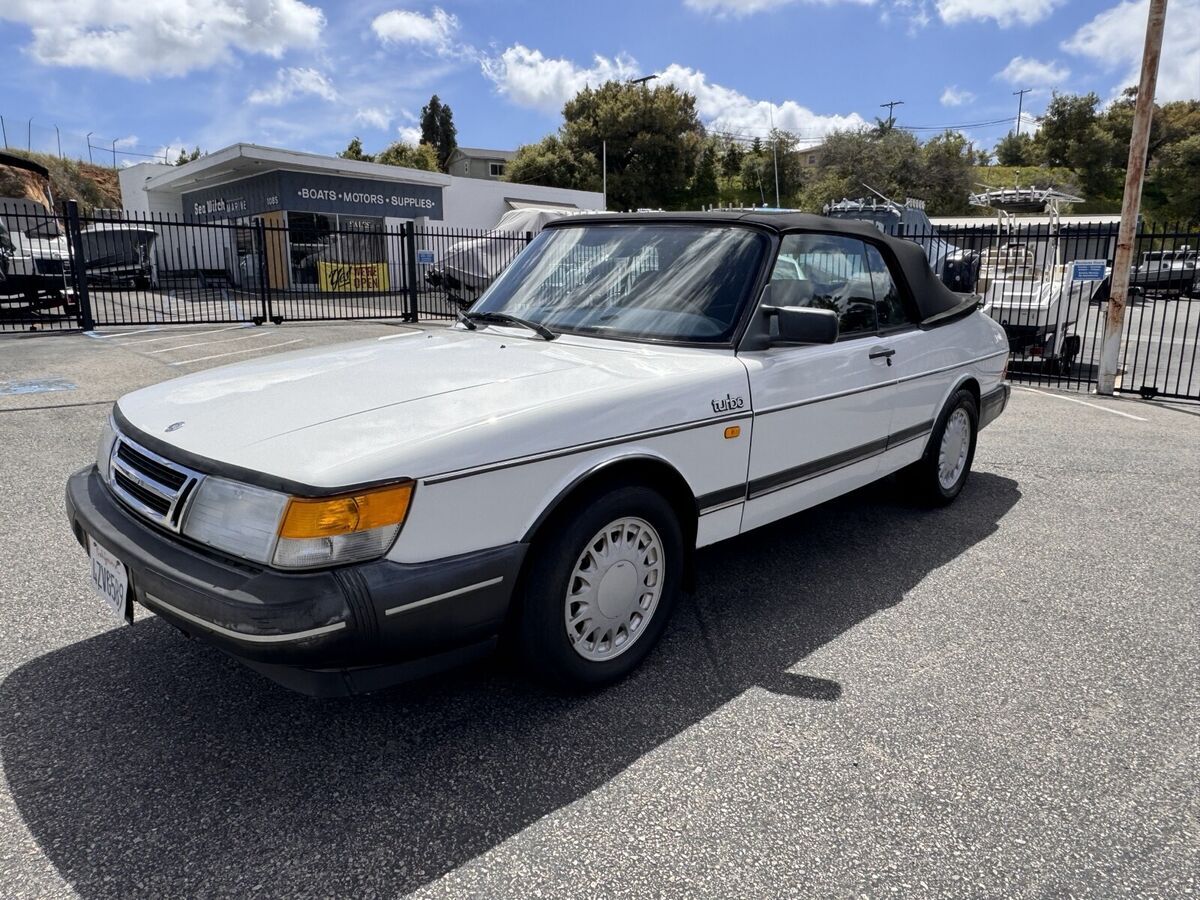 1989 Saab 900 - photo 2