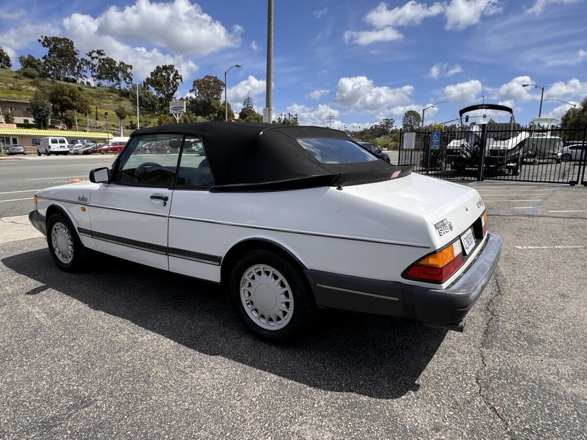 1989 Saab 900 - photo 4