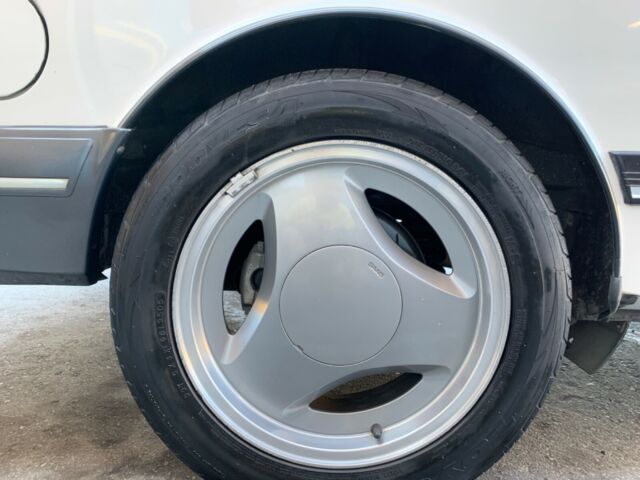 1989 Saab 900 - photo 11