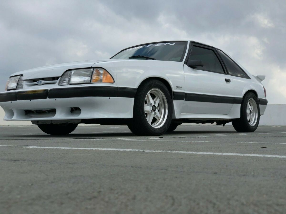 1989 Ford Mustang Saleen - photo 2