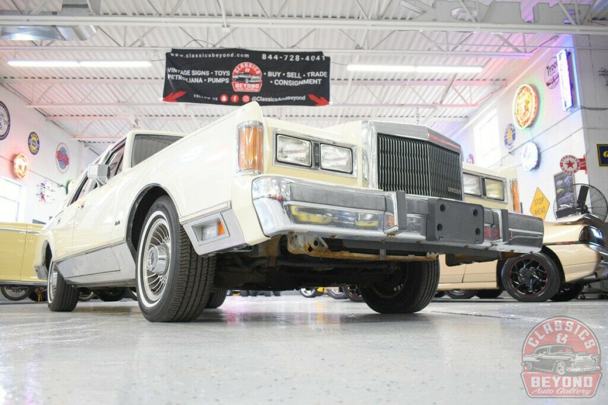 1989 Lincoln Town Car Signature - photo 4