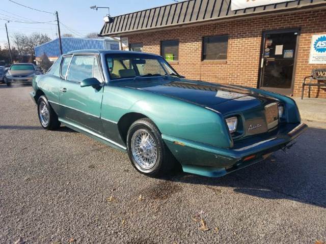 1989 Studebaker Avanti II 1989 Studebaker Avanti