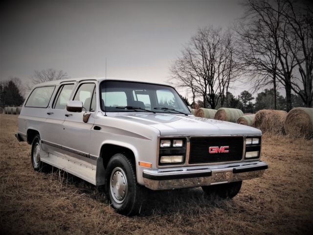 1989 GMC Suburban SLE - photo 4