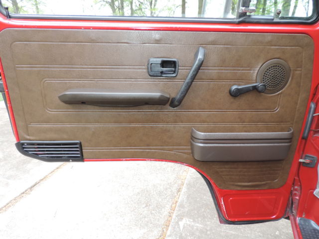 1989 Volkswagen Bus/Vanagon SYNCRO Westfalia PopTop Expedition Vehicle - photo 7