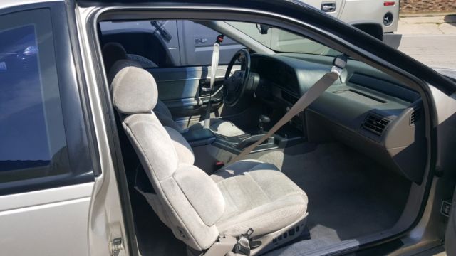 1989 Ford Thunderbird - photo 4