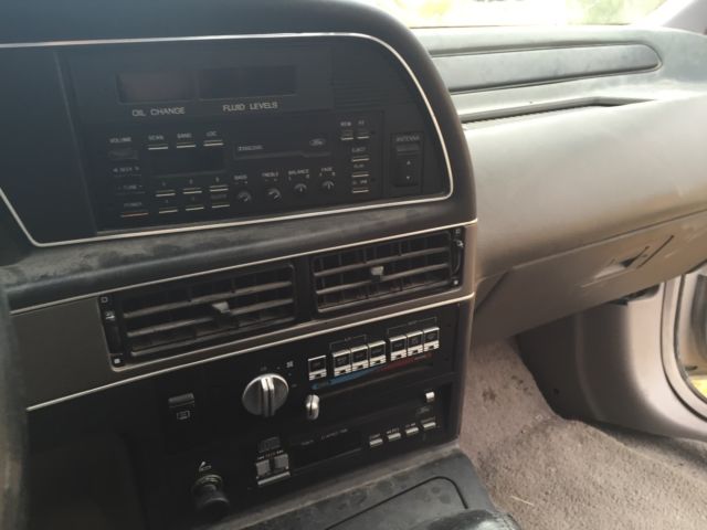 1989 Ford Thunderbird Super Coupe - photo 8