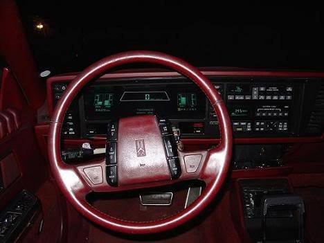 1989 Oldsmobile Toronado Trofeo - photo 2