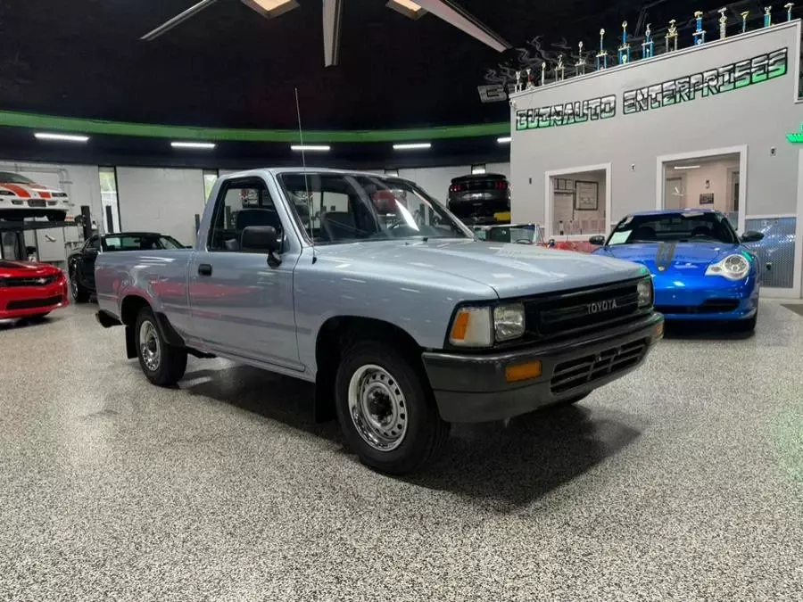 1989 Toyota 2WD Pickups 1989 Toyota 2WD Pickups Short Bed 4-Spd