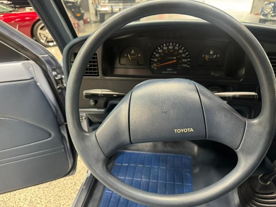 1989 Toyota 2WD Pickups Short Bed 4-Spd - photo 12