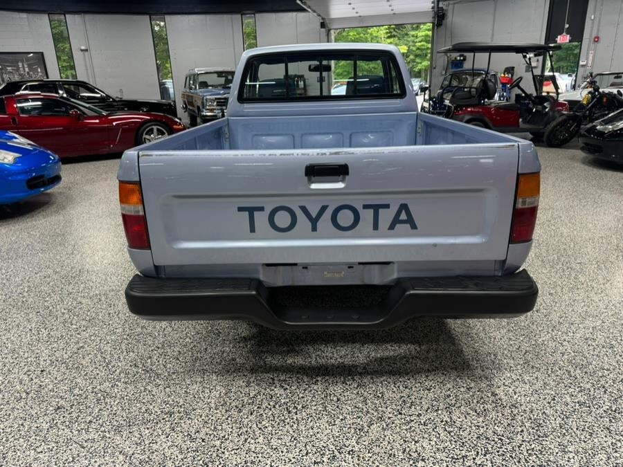 1989 Toyota 2WD Pickups Short Bed 4-Spd - photo 4