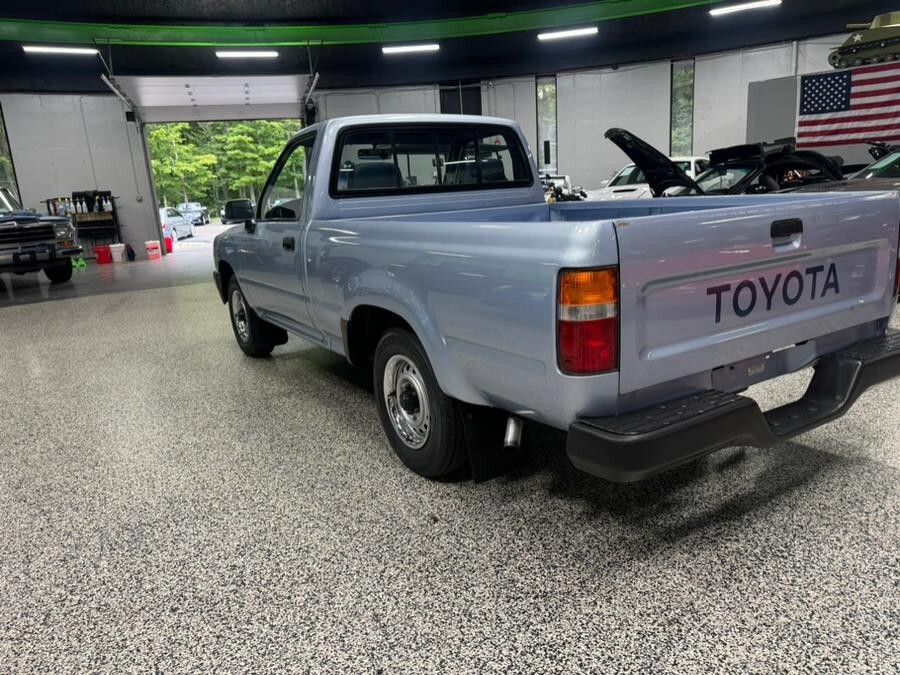 1989 Toyota 2WD Pickups Short Bed 4-Spd - photo 5