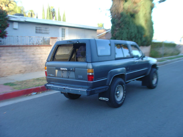 1989 Toyota 4Runner DLX Sport Utility 2-Door - photo 3