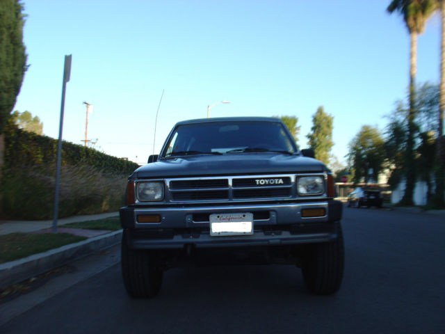 1989 Toyota 4Runner DLX Sport Utility 2-Door - photo 7