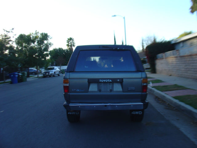 1989 Toyota 4Runner DLX Sport Utility 2-Door - photo 8