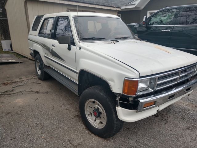 1989 Toyota 4Runner sr5 - photo 2