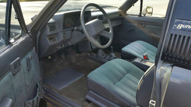 1989 Toyota 4Runner DLX Sport Utility 2-Door - photo 12