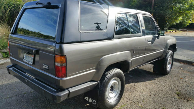 1989 Toyota 4Runner DLX Sport Utility 2-Door - photo 3