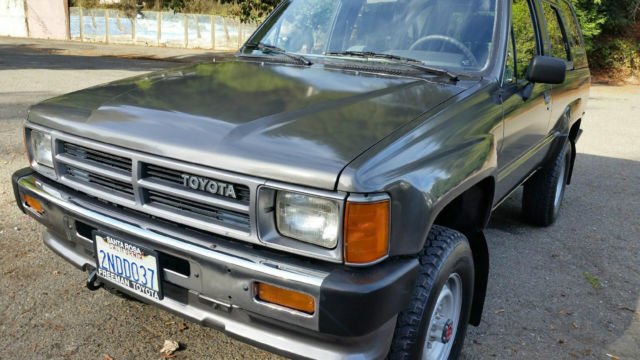 1989 Toyota 4Runner DLX Sport Utility 2-Door - photo 8