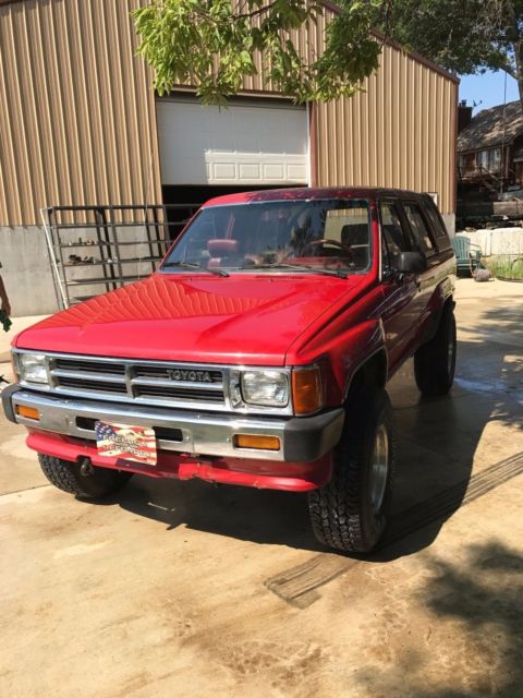 1989 Toyota 4Runner DLX 4WD Sport Utility 2-Door 1989 Toyota 4Runner DLX 4WD