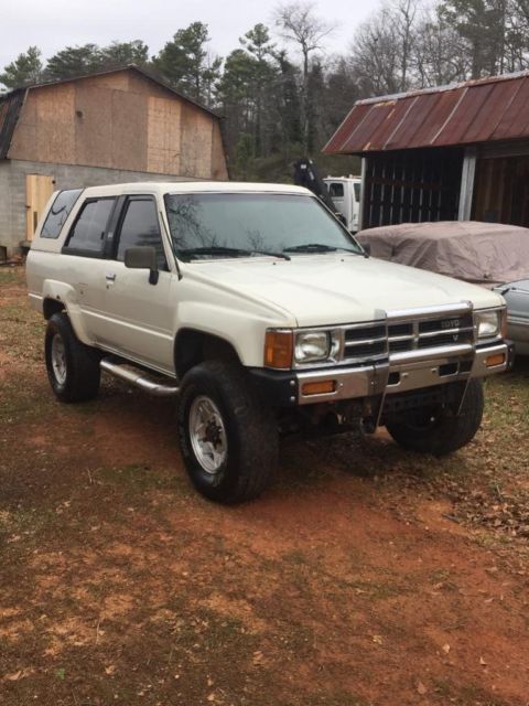 1989 Toyota 4Runner DLX Sport Utility 2-Door - photo 9