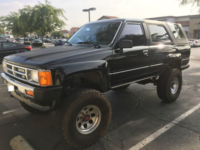 1989 Toyota 4Runner SR5 Sport Utility 2-Door - photo 4
