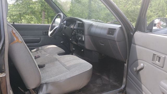 1989 Toyota pickup - photo 5