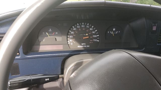 1989 Toyota pickup - photo 8