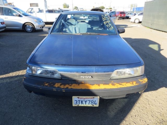 1989 Toyota Camry Deluxe - photo 3