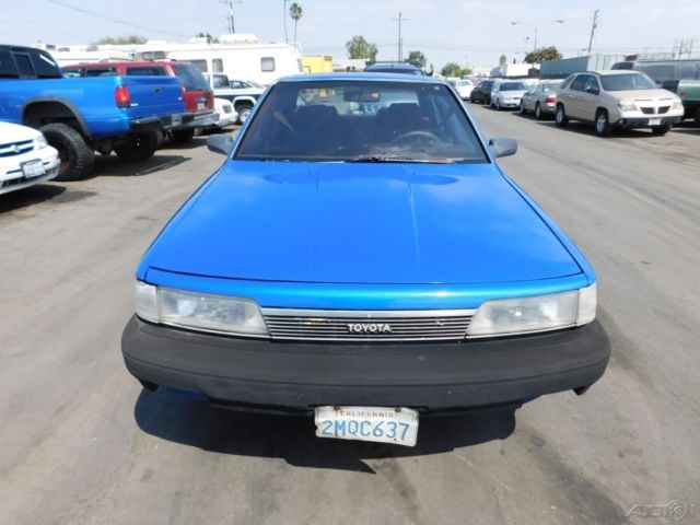 1989 Toyota Camry Deluxe - photo 2