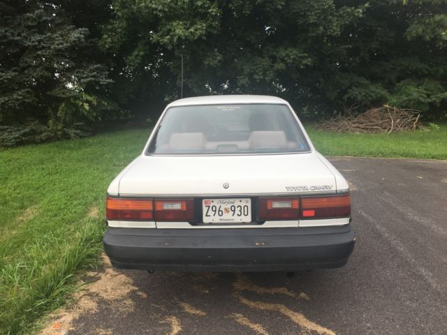 1989 Toyota Camry - photo 4