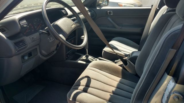 1989 Toyota Camry - photo 5