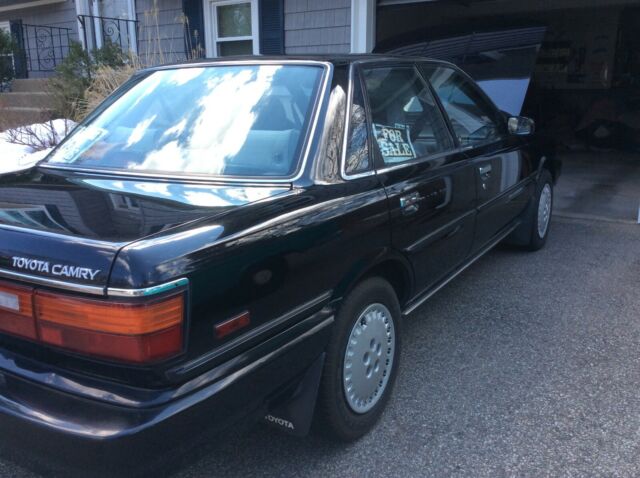 1989 Toyota Camry LE - photo 5