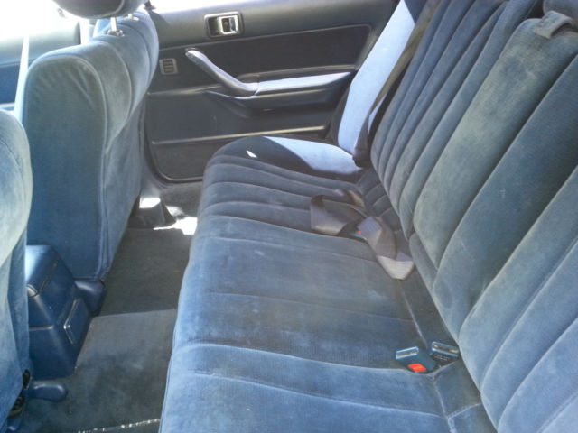 1989 Toyota Camry LE - photo 6