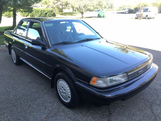 1989 Toyota Camry - photo 3