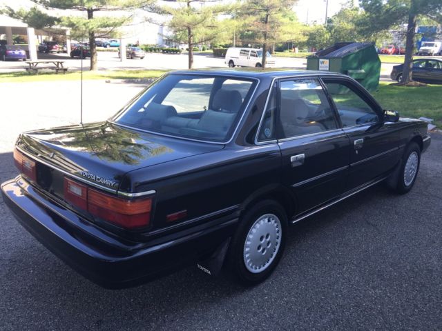 1989 Toyota Camry - photo 4