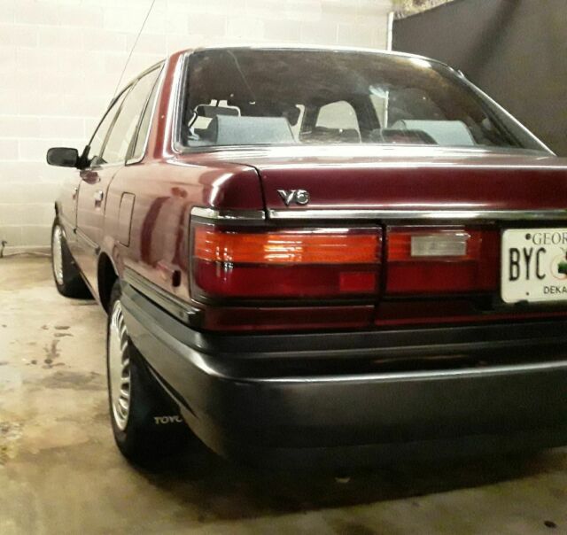 1989 Toyota Camry LE - photo 3