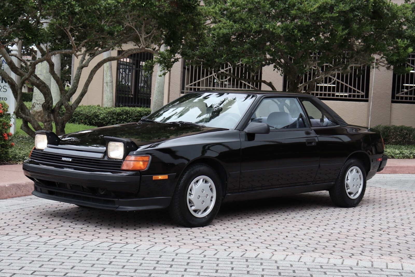 1989 Toyota Celica GT - photo 2