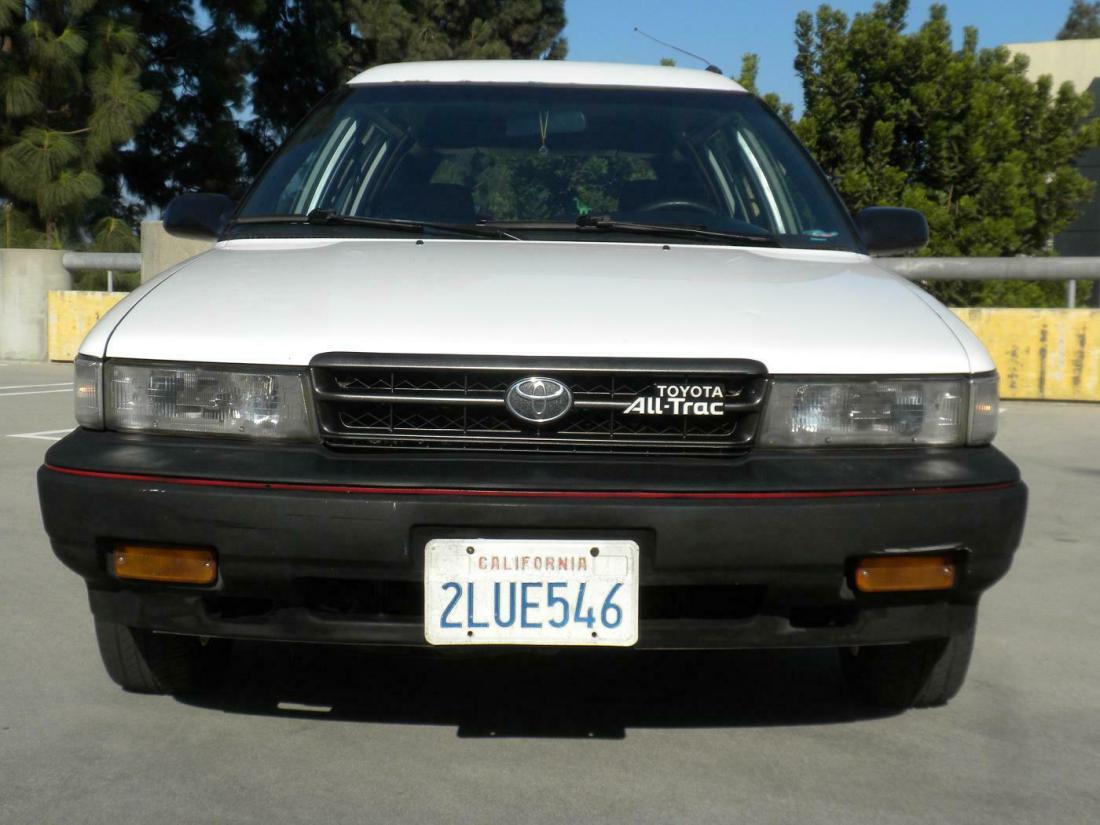 1989 Toyota Corolla - photo 2