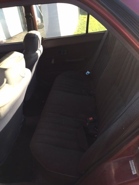 1989 Toyota Corolla Base Sedan 4-Door - photo 2