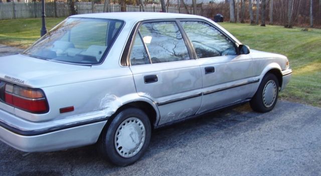 1989 Toyota Corolla LE - photo 2