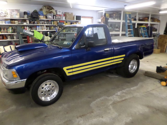 1989 Toyota Deluxe SWD Pickup 1989 Toyota Other deluxe