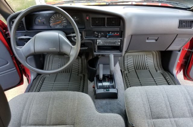 1989 Toyota Pickup - photo 10
