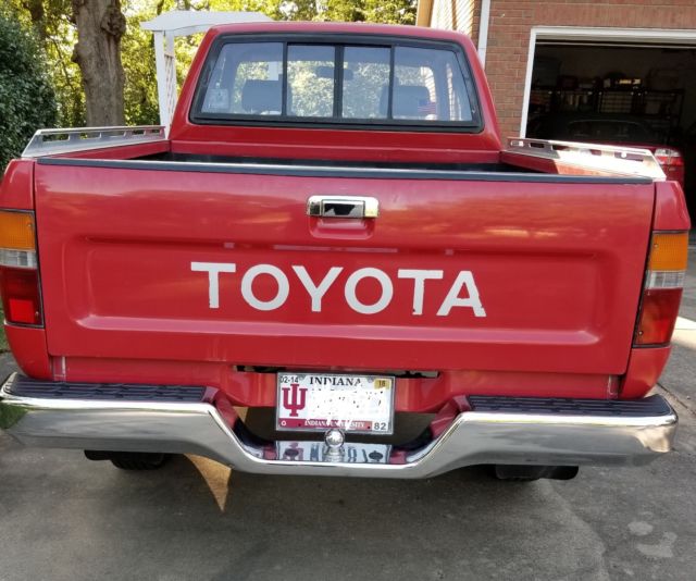 1989 Toyota Pickup - photo 4