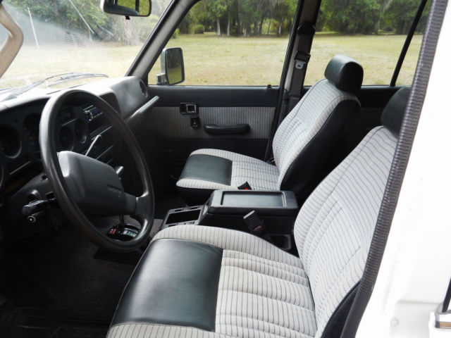 1989 Toyota Land Cruiser FJ 62 - photo 13