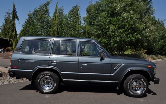 1989 Toyota Land Cruiser FJ62 - photo 2