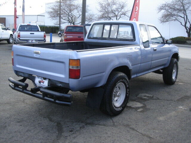 1991 Toyota Tacoma - photo 11